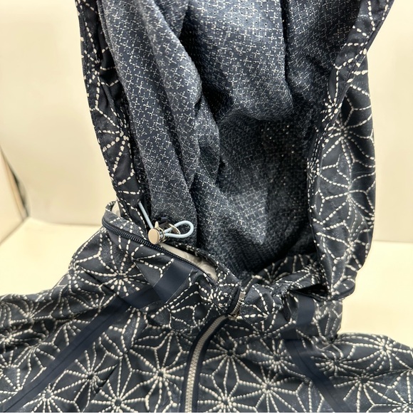 Lululemon Miss Misty Pullover Jacket Size 6 Sashico Star Inkwell Ghost Stow Hood - Picture 8 of 15